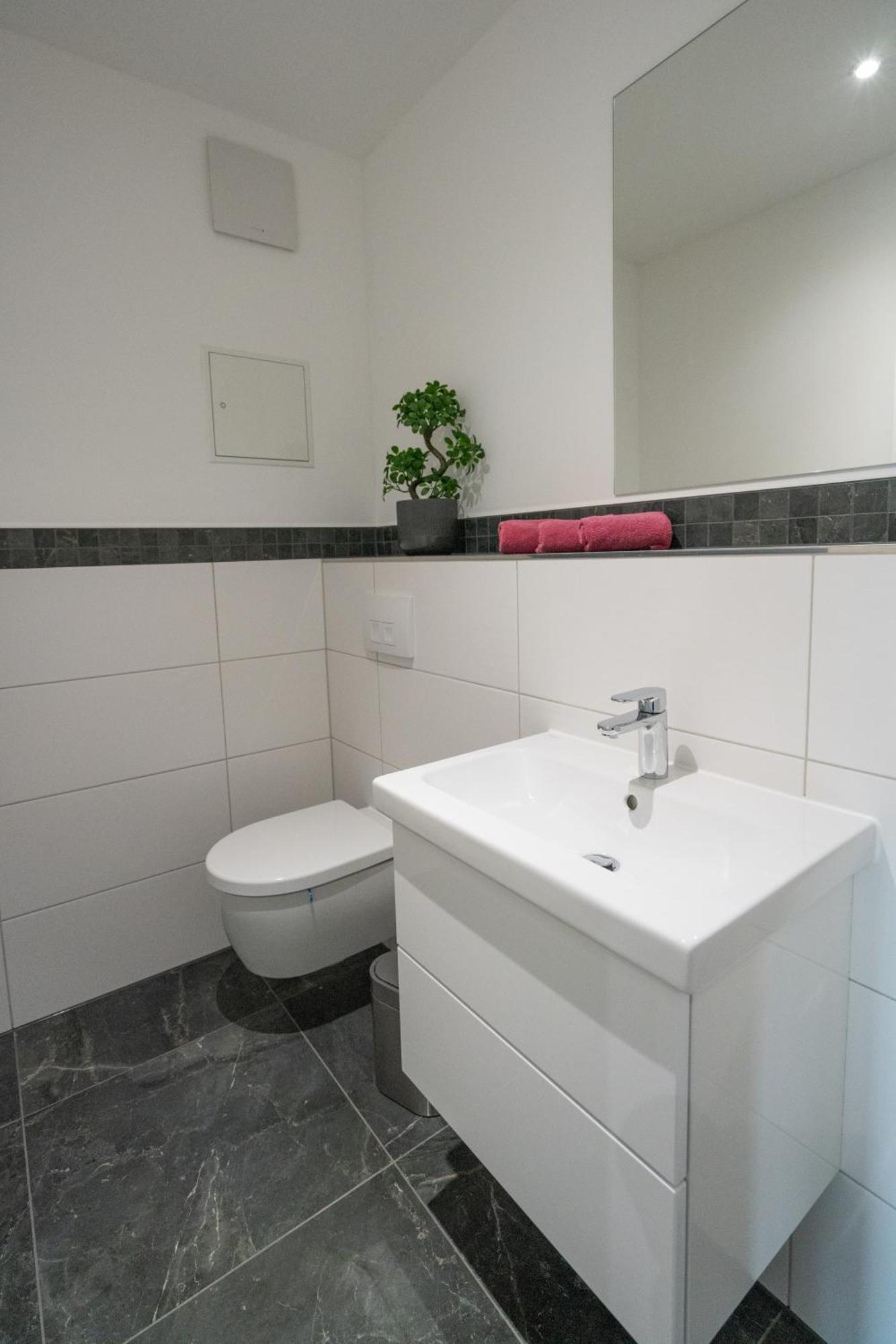 Cozy City Dream Apartment Mit Terrasse Und Parkplatz - 90M² ドレスデン エクステリア 写真